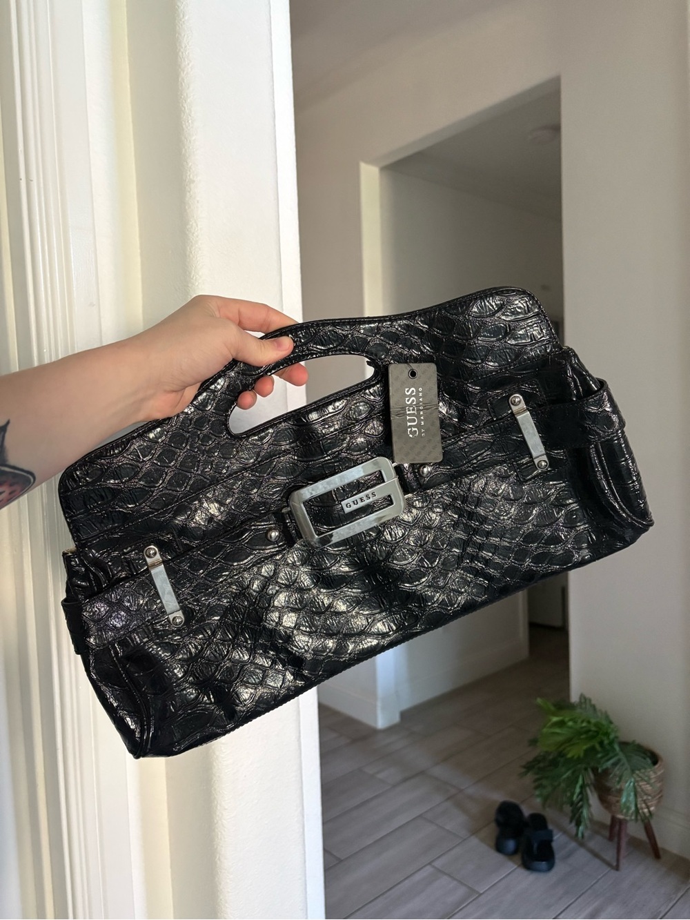 VINTAGE GUESS CROC EMBOSSED TOTE